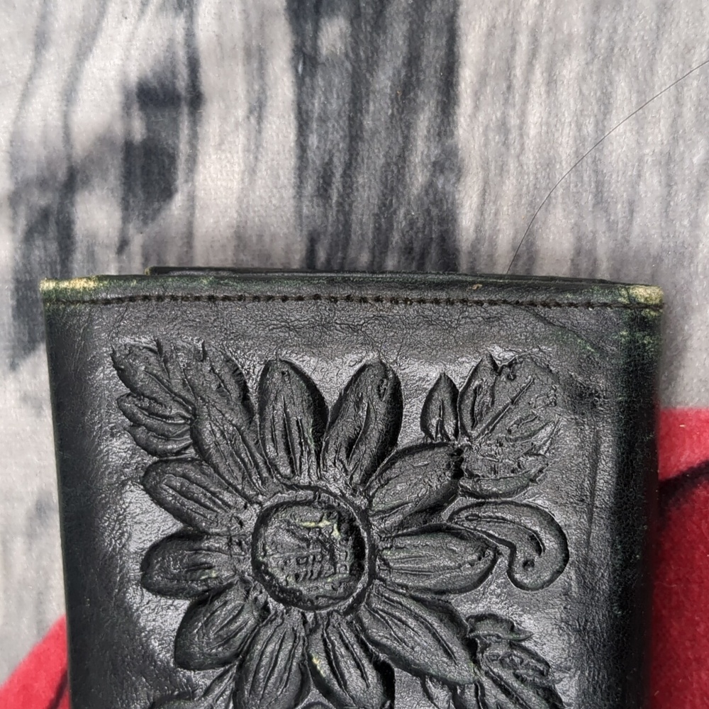Floral Mexican Leather Wallet - Picture 11 of 12